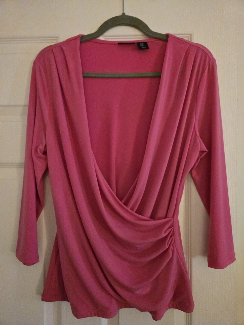 Tahari Bright Pink Stretch Top